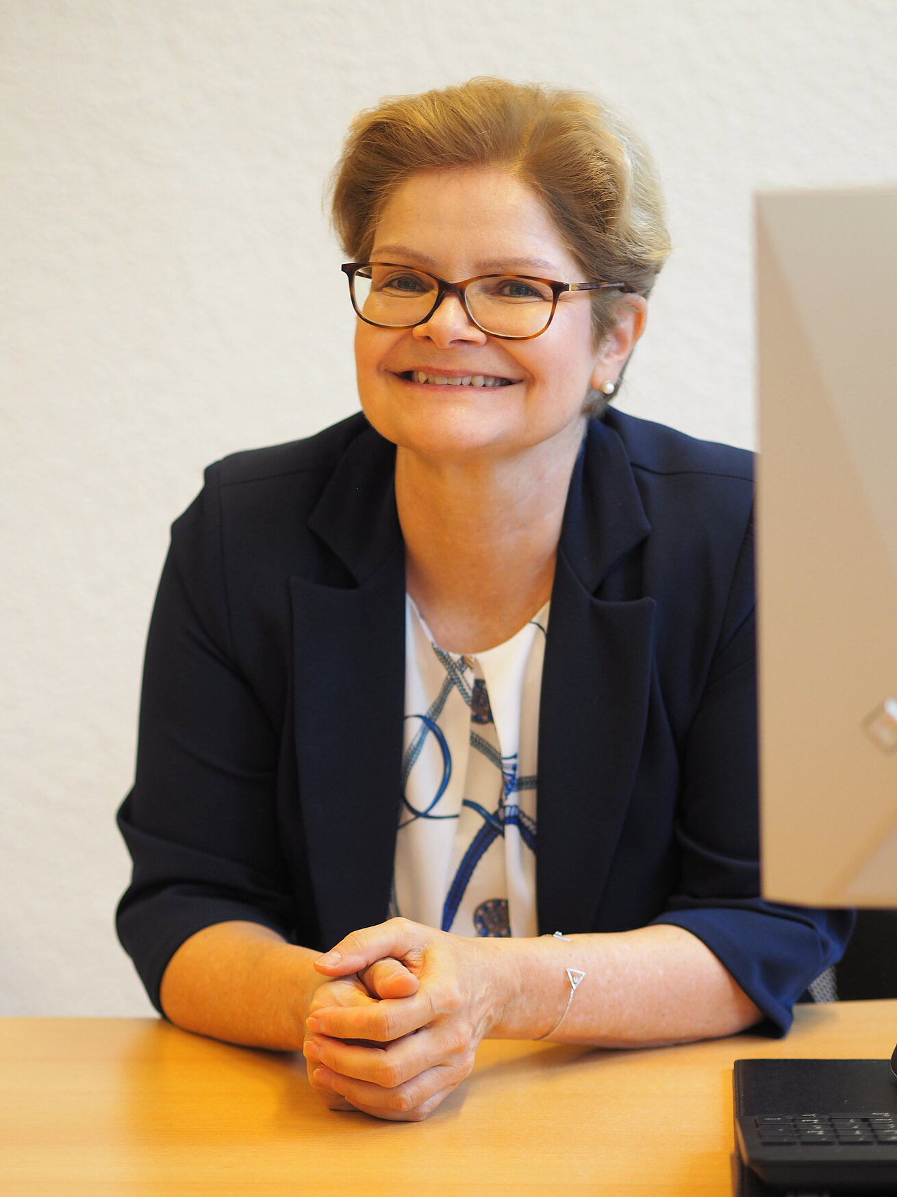 Porträtbild von Daniela Schultz, Director of Corporate Training