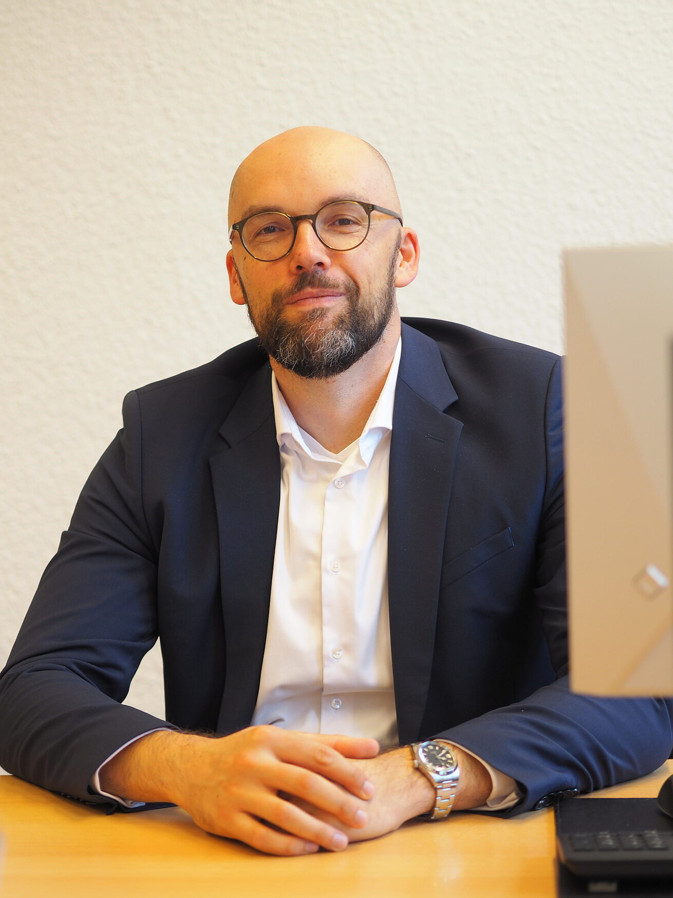 Porträtbild von Vitali Blokow, Corporate Finance & Controlling